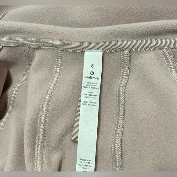 Lululemon Jacket - Picture 4 of 6